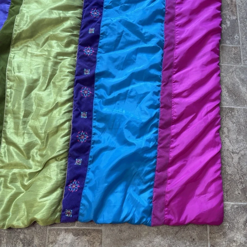 Y2K Millennial Seventeen Bed Comforter Pink Purple Blue Green Striped ~84x84 EUC